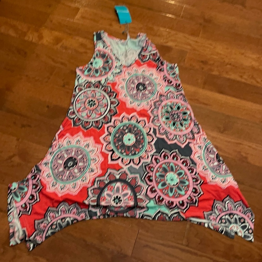 NWT women’s tunic tank S